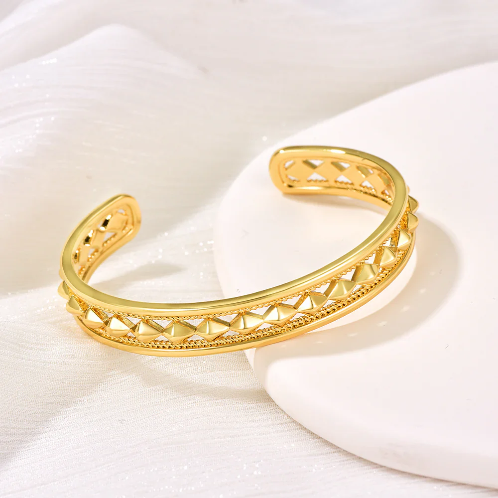 Anaqa / Bangle Gold - Image 2