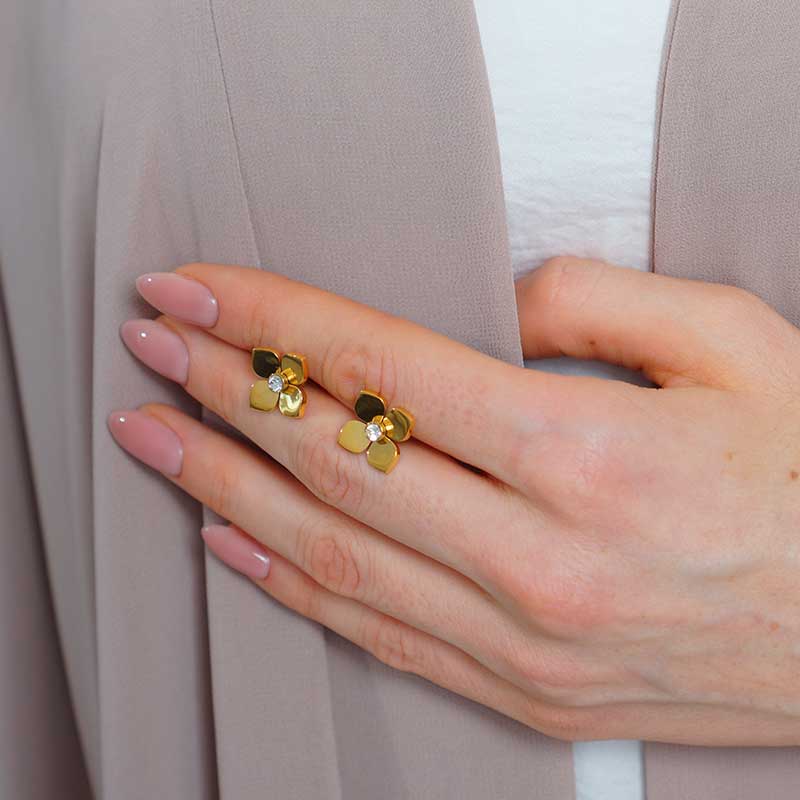 Bloom / Earring Gold - Image 4