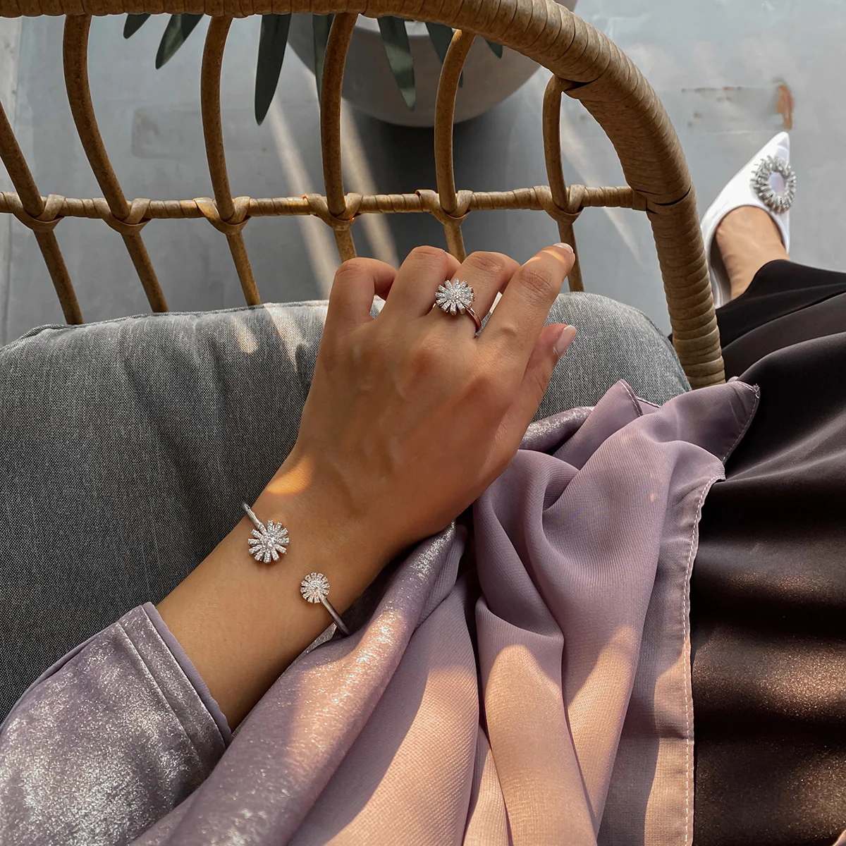Charming Sunflower / Bangle Silver - Image 6