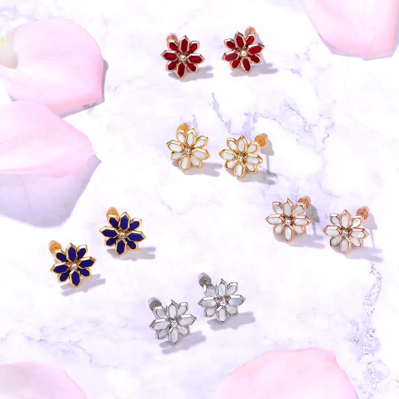 Lotus / Earrings Pearl Silver - Image 4