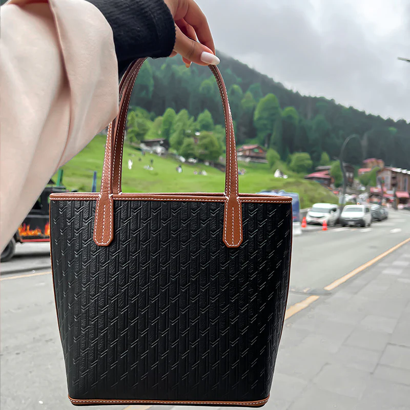 Mini Tote / Mini Wallet / Charm - Image 11