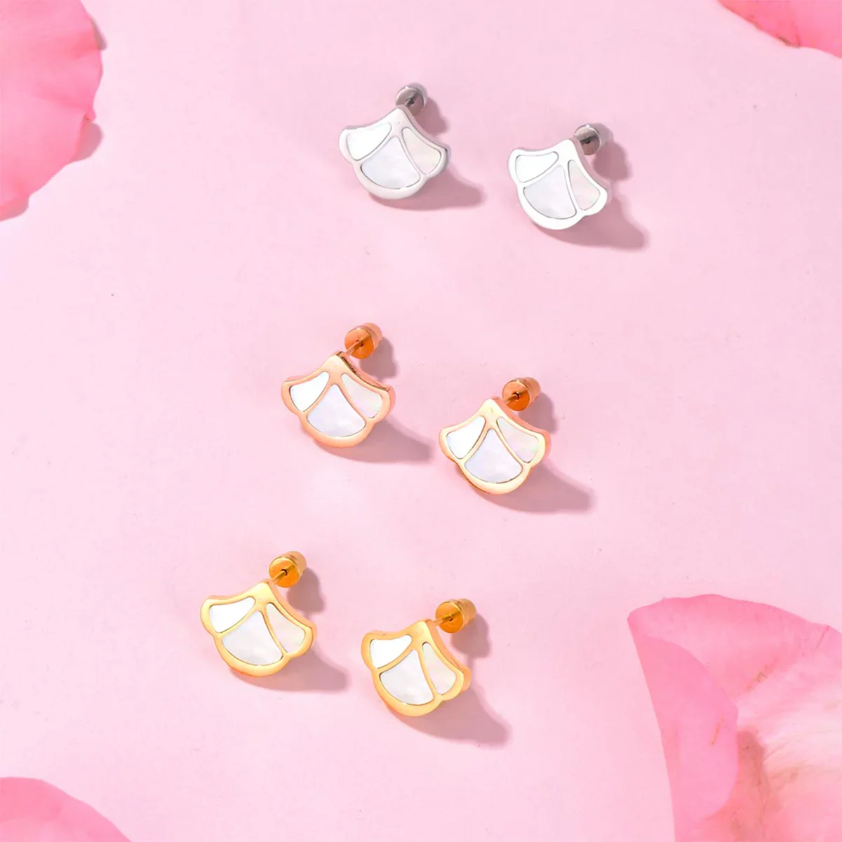 Tulip / Earrings Pearl Rose Gold - Image 5