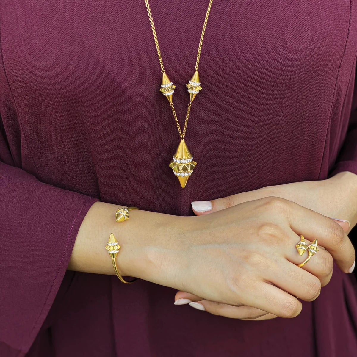 Turath / Necklace Gold - Image 8